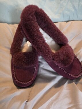 Ugg Women’s Burgundy Faux-Shearling Moccasin Slippers